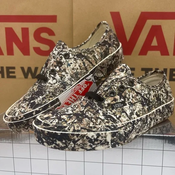 Vans Men’s Authentic
(Moma) Jackson Pollock Sneakers
VN0A2Z5|18K Abstract Black - Picture 4 of 16